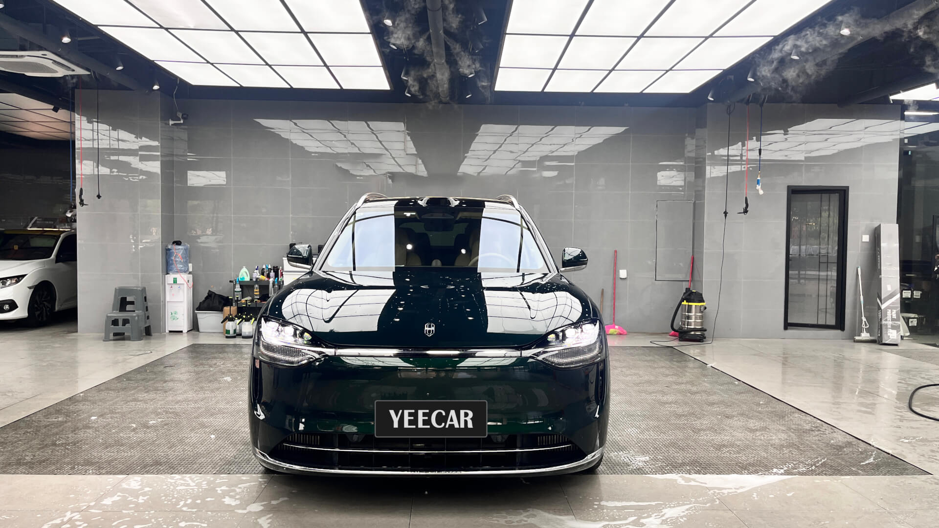 汽车贴膜多少钱？汽车贴膜是智商税吗？