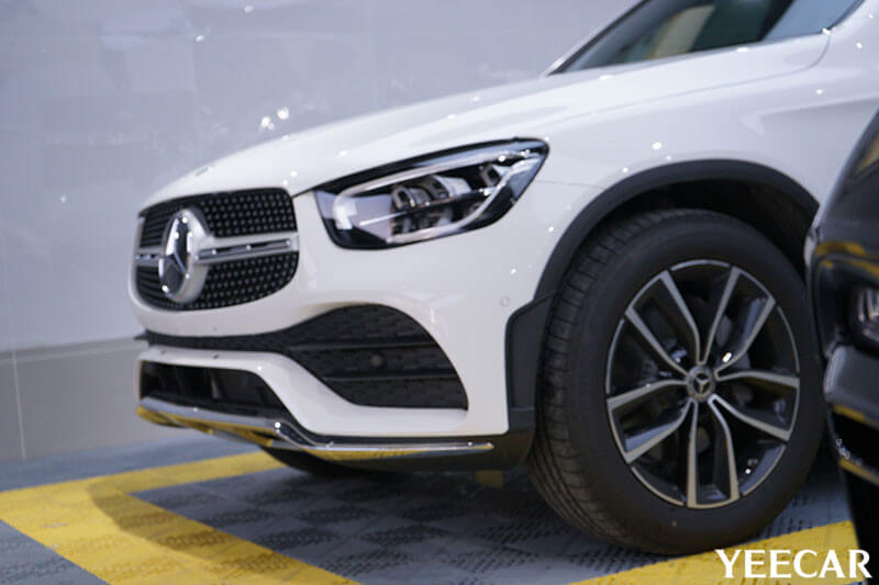 奔驰GLC 300L漆面保护膜施工效果展示（效果图四）