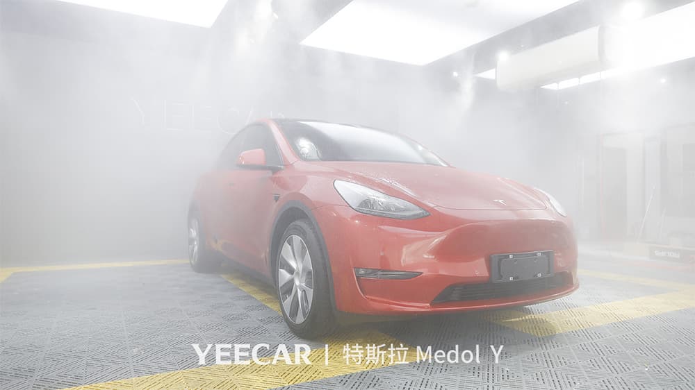 特斯拉ModelY红色施工YEECAR隐形车衣流程及效果展示(图三) 特斯拉ModelY红色施工YEECAR隐形车衣流程及效果展示(图三)